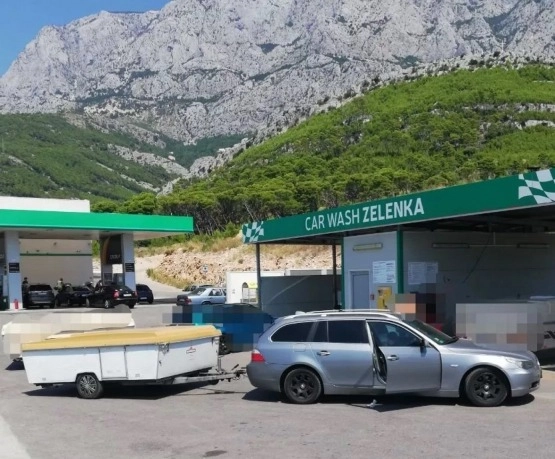                         Przyczepa kempingowa składana La Boheme - zdjęcie 1
                        