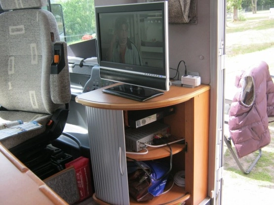                         Kamper Fiat Knaus - zdjęcie 6
                        