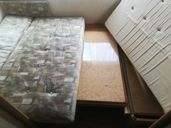                         Piękny Burstner, cena zimowa!!! - zdjęcie 29
                        