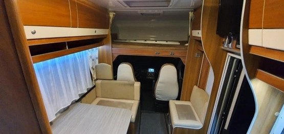                         Samochód kempingowy Sicilia XL na bazie Citroena Jumpera - zdjęcie 5
                        