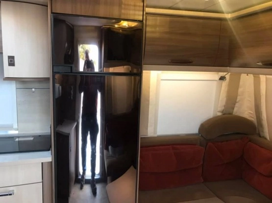                         Burstner Averso top 465 TS - zdjęcie 10
                        