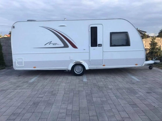                         Burstner Averso top 465 TS - zdjęcie 1
                        