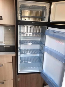                         Burstner Averso top 465 TS - zdjęcie 6
                        