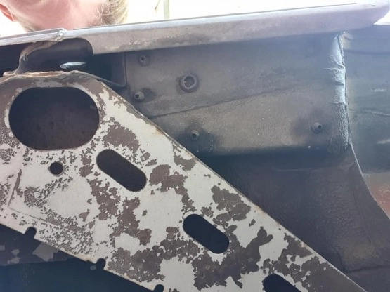                         Vw Transporter T3 Kamper 2.1 DJ tylko 76 tys. km - zdjęcie 10
                        