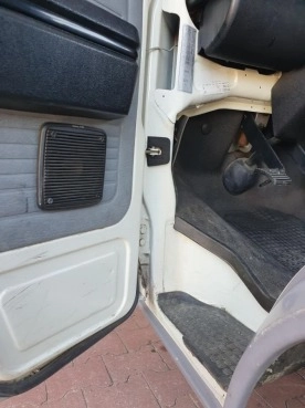                         Vw Transporter T3 Kamper 2.1 DJ tylko 76 tys. km - zdjęcie 13
                        