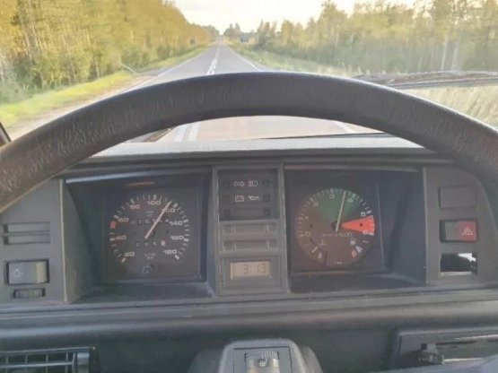                         Vw Transporter T3 Kamper 2.1 DJ tylko 76 tys. km - zdjęcie 19
                        