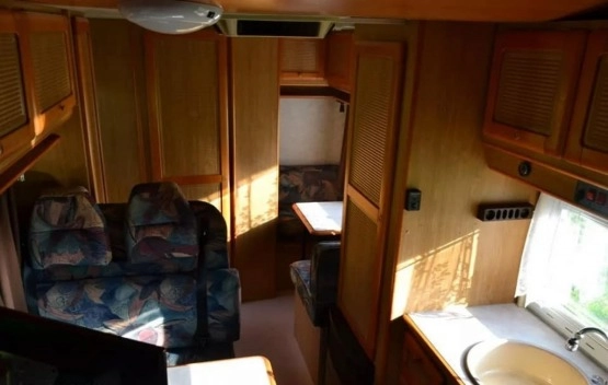                         KAMPER Fiat Ducato 2.5 tdi Klima TV 6 osobowy - zdjęcie 4
                        