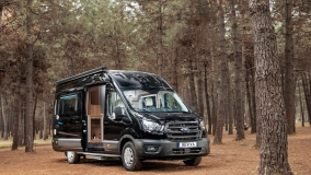                         Ford Hotomobil Reviva Kamper Van 2023 - NIEBIESKI - zdjęcie 4
                        