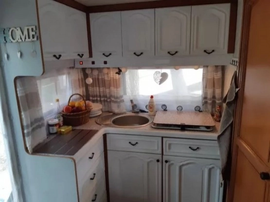                         Przyczepa kempingowa Hobby 480 Kemping - zdjęcie 2
                        