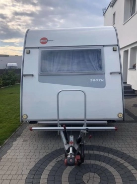                         BURSTNER Kiss 380 TN, DMC 900 kg, WC, 1999 rok Leszno - zdjęcie 5
                        