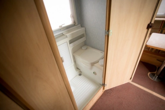                         RATY 0% Przyczepa kempingowa STERLING ECCLES 5os 2003 RATY 0% - zdjęcie 3
                        