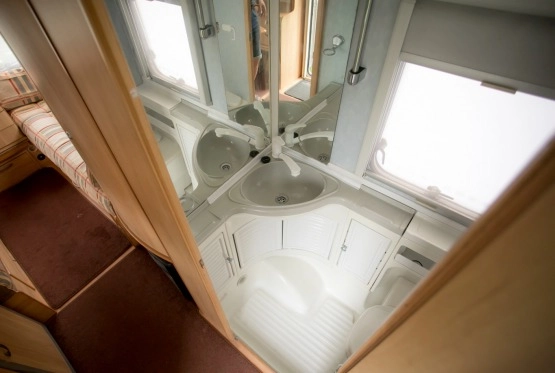                         RATY 0% Przyczepa kempingowa STERLING ECCLES 5os 2003 RATY 0% - zdjęcie 9
                        