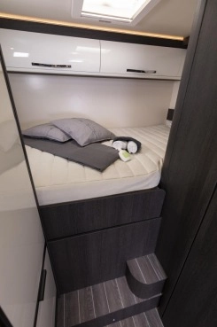                         Okazja Roller 295 M model 2020 automat skórzana tapicerka - zdjęcie 4
                        