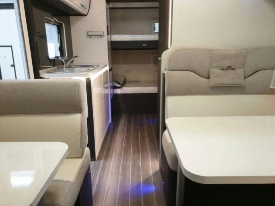                         Alkowa Roller 277 m 7 osób model 2020 - zdjęcie 4
                        
