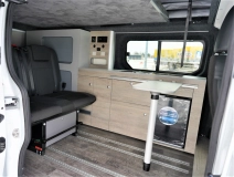                        Renault Trafic 2,0dCi Kampervan - zdjęcie 12
                        