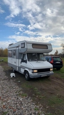                         Fiat Ducato Dethleffs Kamper 2.5 Diesel - zdjęcie 6
                        
