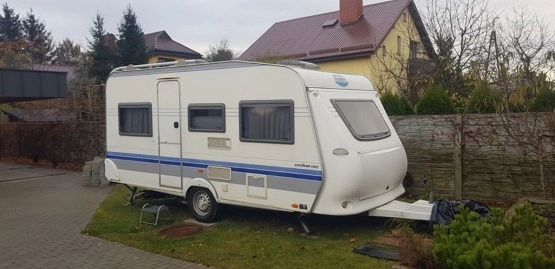                         Hobby 450 2004 r., DMC 1200 - zdjęcie 1
                        