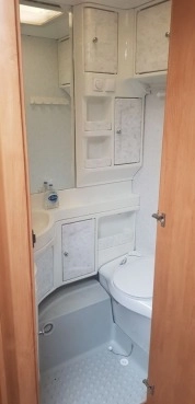                         Hobby 450 2004 r., DMC 1200 - zdjęcie 5
                        