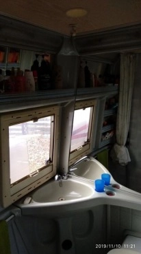                         Kamper Peugeot J5 Classic 570 integra 1990 r. - zdjęcie 13
                        