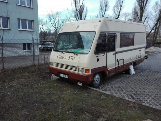                         Kamper Peugeot J5 Classic 570 integra 1990 r. - zdjęcie 1
                        