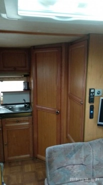                         Kamper Peugeot J5 Classic 570 integra 1990 r. - zdjęcie 22
                        