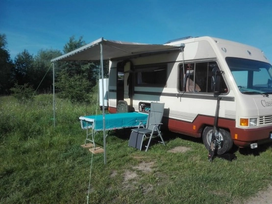                         Kamper Peugeot J5 Classic 570 integra 1990 r. - zdjęcie 23
                        