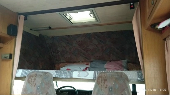                         Kamper Peugeot J5 Classic 570 integra 1990 r. - zdjęcie 9
                        