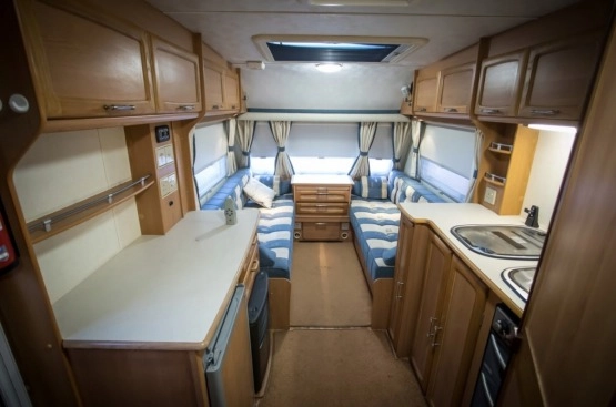                         Przyczepa kempingowa Compass Magnum 2, 2006, Mover - zdjęcie 6
                        