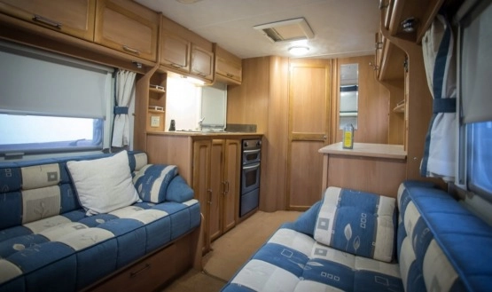                         Przyczepa kempingowa Compass Magnum 2, 2006, Mover - zdjęcie 7
                        