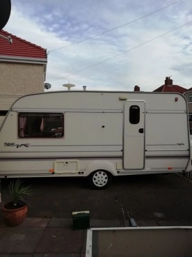                         Przyczepa kempingowa Bailey Pageant - 2/3 osobowa - zdjęcie 4
                        