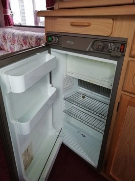                         Przyczepa kempingowa Bailey Pageant - 2/3 osobowa - zdjęcie 8
                        