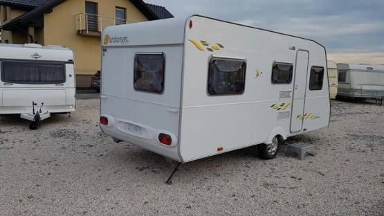                         Sterckeman Starlett 486, trzy piętrowe spania - zdjęcie 3
                        