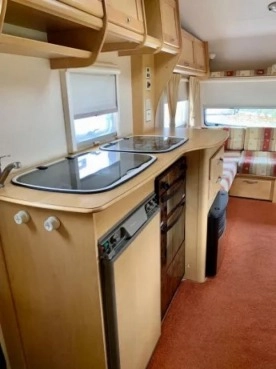                         Przyczepa kempingowa BAILEY RANGER 4 osobowa. Duży namiot. Łazienka - zdjęcie 5
                        