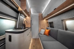                         Globe-Traveller Falcon  Crafter 4x4 180KM DSG Klima Markiza Solar DEMO - zdjęcie 6
                        