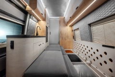                         Globe-Traveller Falcon  Crafter 4x4 180KM DSG Klima Markiza Solar DEMO - zdjęcie 8
                        