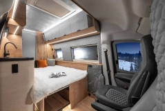                         Globe-Traveller Falcon  Crafter 4x4 180KM DSG Klima Markiza Solar DEMO - zdjęcie 10
                        