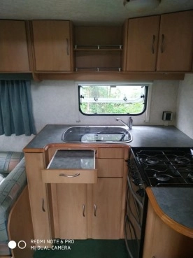                         Przyczepa LUNAR LEXON CD 3-4 osobowa, 2003 rok - zdjęcie 3
                        