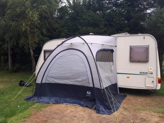                         Przyczepa LUNAR LEXON CD 3-4 osobowa, 2003 rok - zdjęcie 5
                        