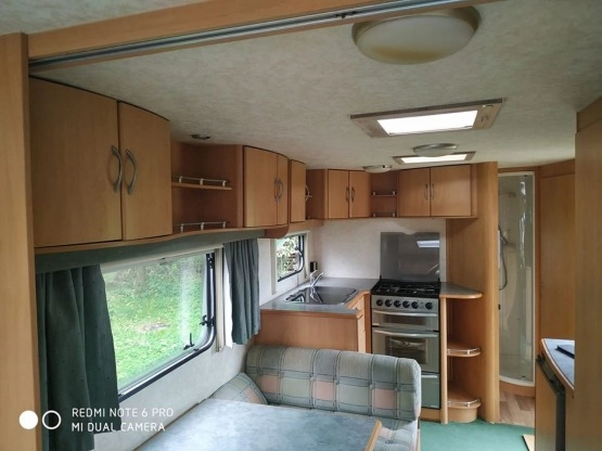                         Przyczepa LUNAR LEXON CD 3-4 osobowa, 2003 rok - zdjęcie 8
                        