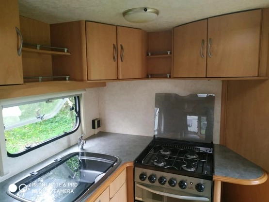                         Przyczepa LUNAR LEXON CD 3-4 osobowa, 2003 rok - zdjęcie 9
                        