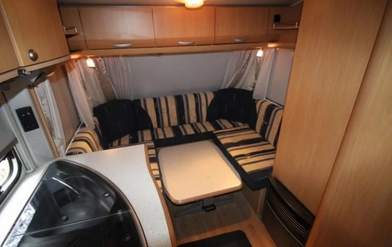                         Przyczepa kempingowa Cristal - zdjęcie 10
                        