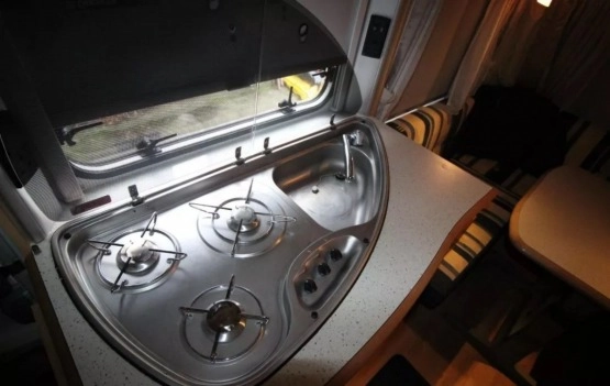                         Przyczepa kempingowa Cristal - zdjęcie 12
                        