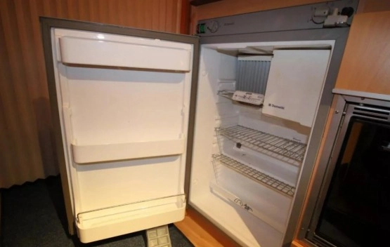                         Przyczepa kempingowa Cristal - zdjęcie 6
                        