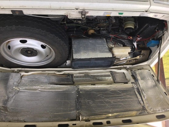                         Kamper Knaus Traveller 625T Peugeot J5 - zdjęcie 2
                        