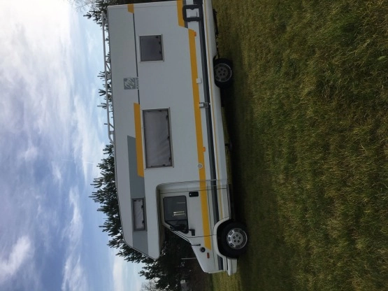                         Kamper Knaus Traveller 625T Peugeot J5 - zdjęcie 3
                        