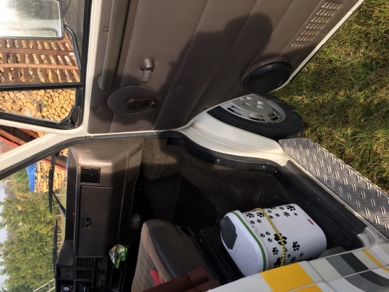                         Kamper Knaus Traveller 625T Peugeot J5 - zdjęcie 7
                        