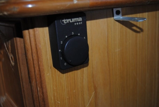                         2 OSIE! PRZESTRONNA!! BARDZO PRAKTYCZNY I FUNKCJONALNY UKŁAD WNĘTRZA! - zdjęcie 2
                        