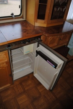                         2 OSIE! PRZESTRONNA!! BARDZO PRAKTYCZNY I FUNKCJONALNY UKŁAD WNĘTRZA! - zdjęcie 3
                        