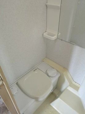                         Przyczepa kempingowa Home Car Rally 546 1998r 5os*2osie*solar*markiza* - zdjęcie 8
                        