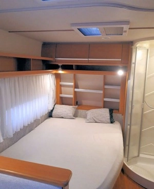                         Przyczepa kempingowa FENDT Saphir FC 390 jak NOWA 2010 rok - zdjęcie 12
                        